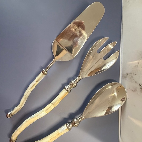 Shastra Other - Elegant Cream and Silver Serving Set - Home Accents